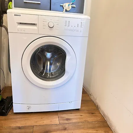 Апартаменти L&r - Casa Ditto - Finemente Ristrutturato Con Aria Condizionata, Balcone E Parcheggio A Poca Distanza