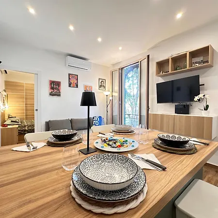 شقة L&r - Casa Ditto - Finemente Ristrutturato Con Aria Condizionata, Balcone E Parcheggio A Poca Distanza سانريمو