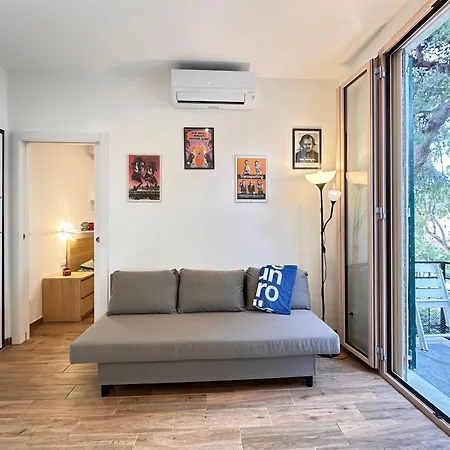 L&r - Casa Ditto - Finemente Ristrutturato Con Aria Condizionata, Balcone E Parcheggio A Poca Distanza * Sanremo
