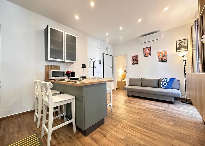 L&r - Casa Ditto - Finemente Ristrutturato Con Aria Condizionata, Balcone E Parcheggio A Poca Distanza شقة سانريمو