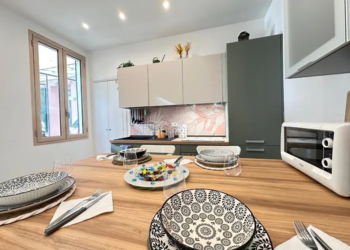 L&r - Casa Ditto - Finemente Ristrutturato Con Aria Condizionata, Balcone E Parcheggio A Poca Distanza * سانريمو